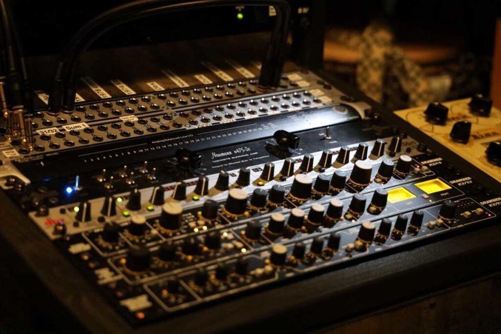 Why Analog Summing mixer - Upgrade your studio by custom summing mixer