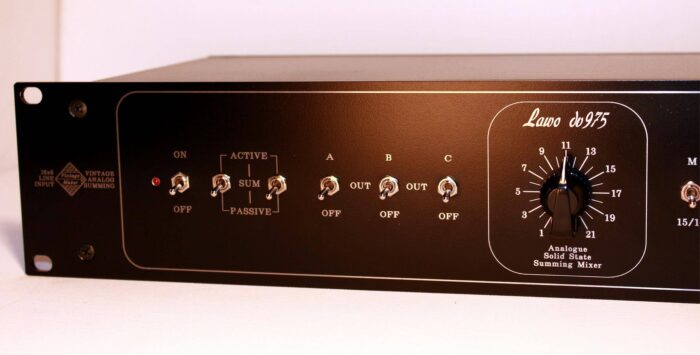 IMG_0025 3 x master out mute on control