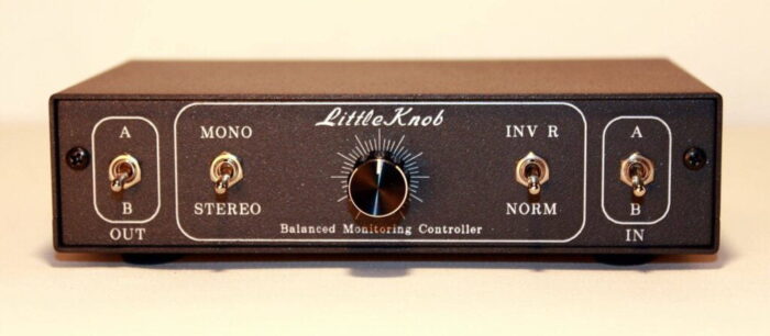 IMG_0004 studio monitor volume controller with phase invers mono