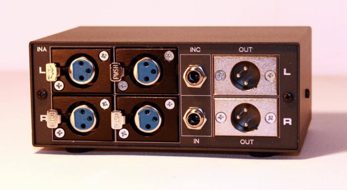 IMG_0041 6 in 2 out studio controller