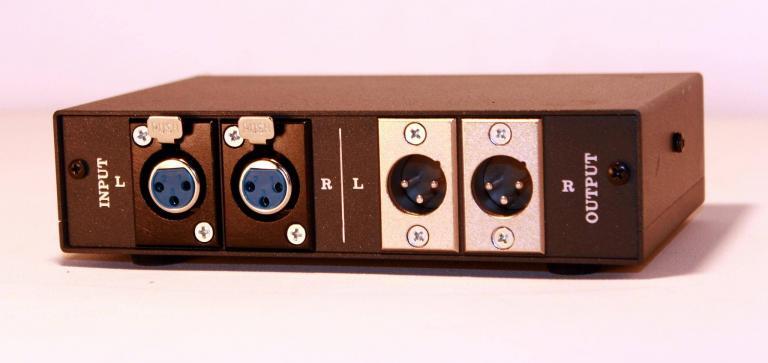 XLR monitor controller