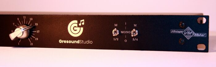 IMG_0042 2 x Stereo to 4 Mono input conversion switch