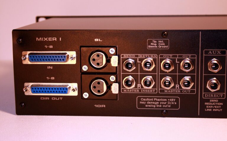 Neumann TRS XLR DSUB analog studio mixer
