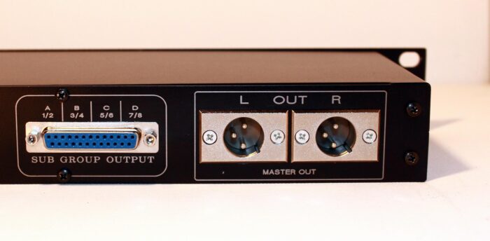 IMG_0012 summingbox Apogee DA16X - feeding Cranesong Syren, JoeMeek Brick or RND 511