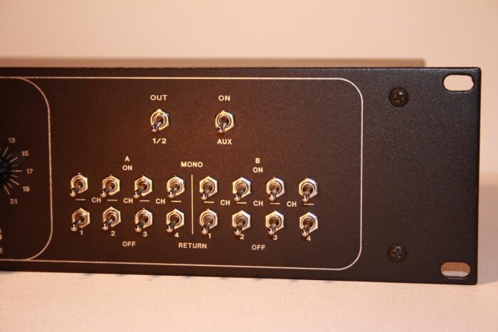 4 x 4 group 16 input summing mixer 6 4 x 4 group 16 input summing mixer