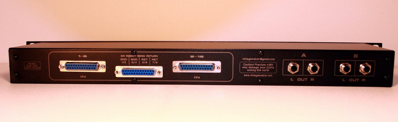 16-ch 2-BUS Summing Mixer - 4 x Master Insert