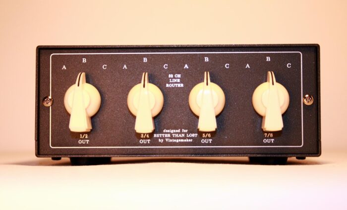 32 ch desktop switcher dsub 3 32 channel mult box
