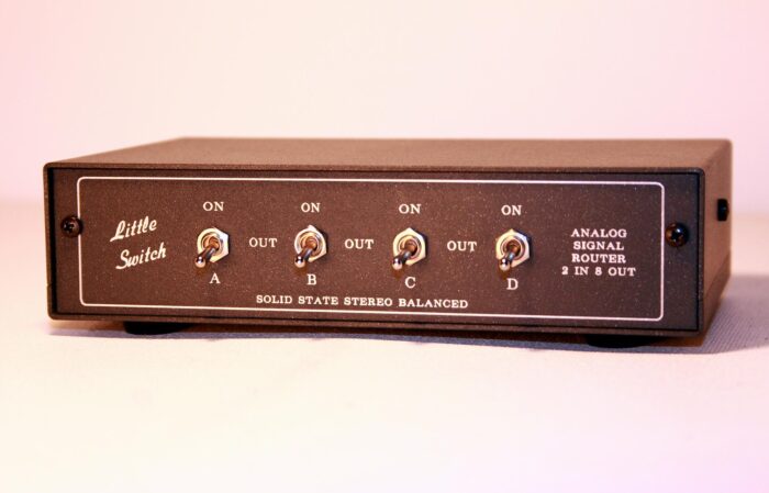 2 monitor to 4 out monitor controller audio 1 2 monitor to 4 out monitor controller audio 1