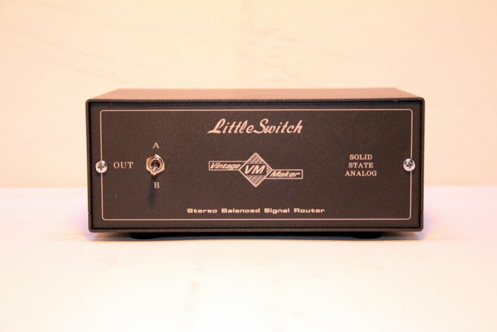 2 In 4 Out Studio Switch 2 In 4 Out Studio Switch