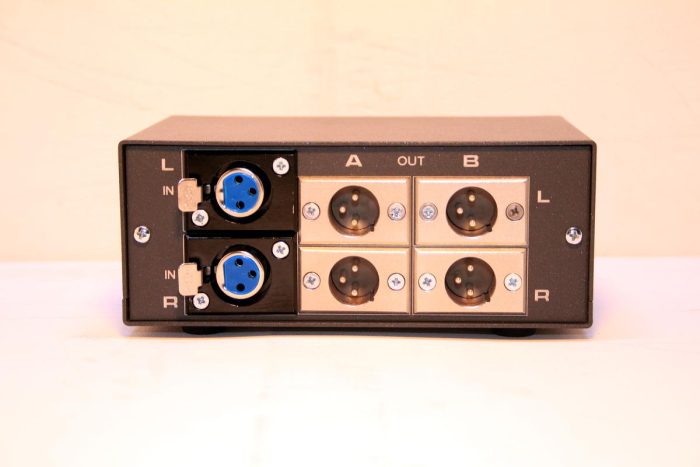 2 in 4 out xlr switch 2 in 4 out xlr switch