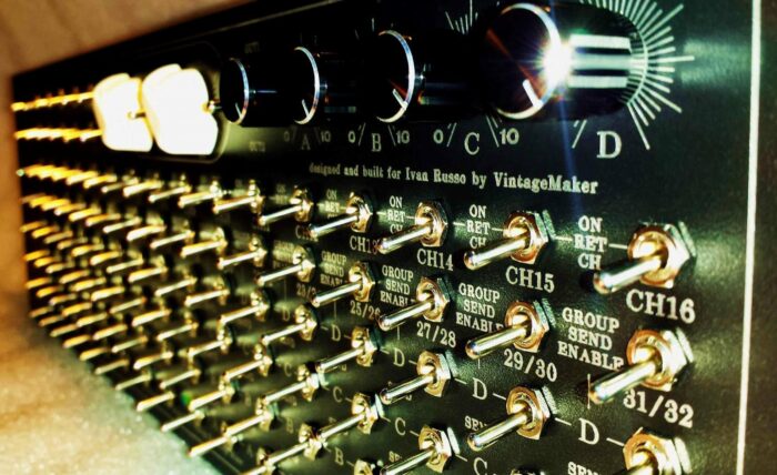 64 group matrix analog summing mixer ivan russo atollorecords 64 group matrix analog summing mixer ivan russo atollorecords