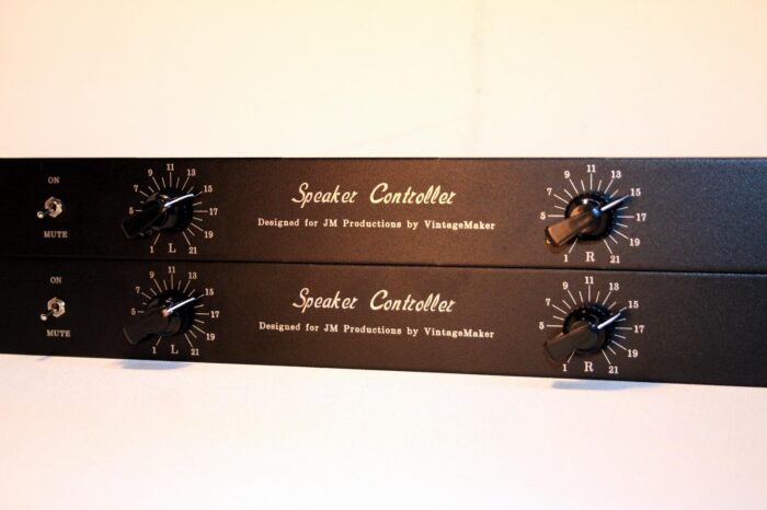 L R speaker controller L R speaker controller