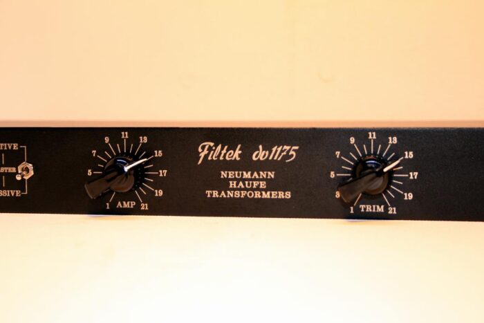 color studio amp color studio transformer amp with trim pot