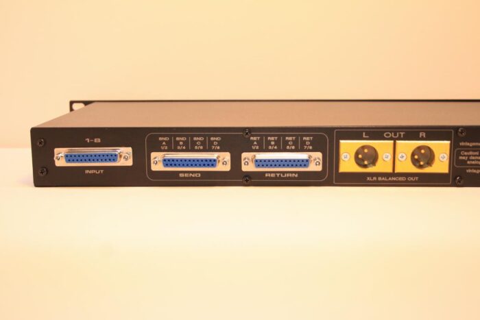 4 x stereo insert send return aux 4 x stereo insert send return aux