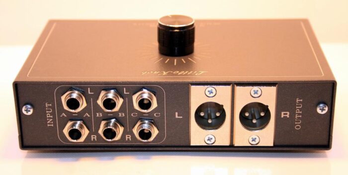 studio monitor controller studio monitor controller
