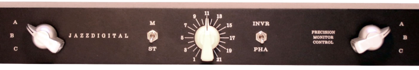 Studio Monitor Volume Controller - Audio Line Switcher 9 the Phase Invert R + Mono mode switch