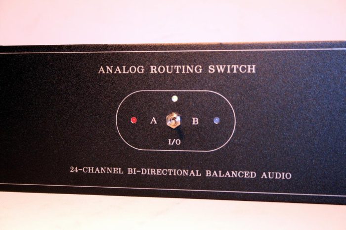 24 channel analog studio patchbay router switch 24 channel analog studio patchbay router switch